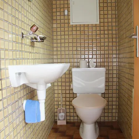 Apartamento Adele Appartement-fewo- Dusche Oder Bad- Wc 4 1-2 Zimmerwohnung- 6-betten By Interhome Fiesch